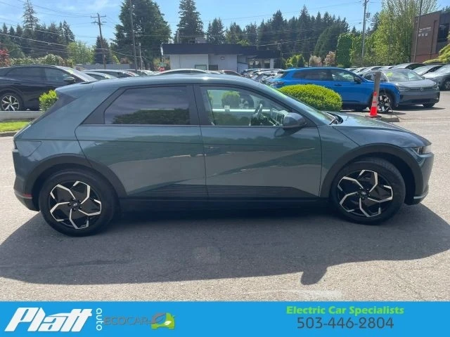 2024 Hyundai Ioniq 5 - Image 13 of 31