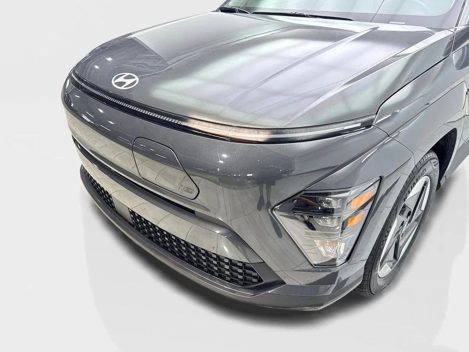 2024 Hyundai Kona - Image 16 of 21