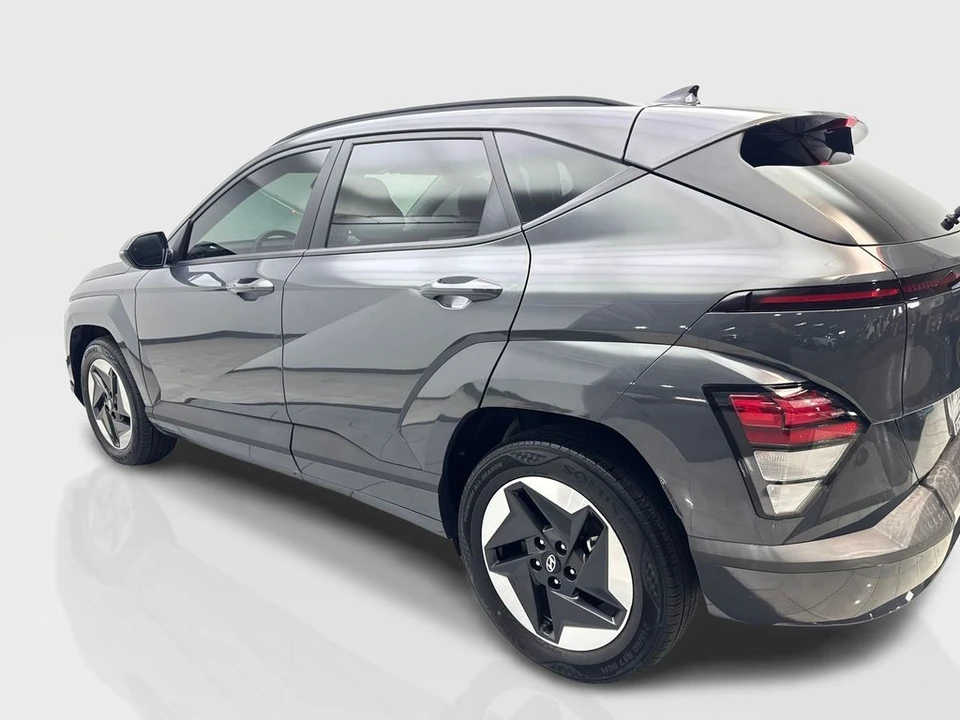 2024 Hyundai Kona - Image 14 of 21