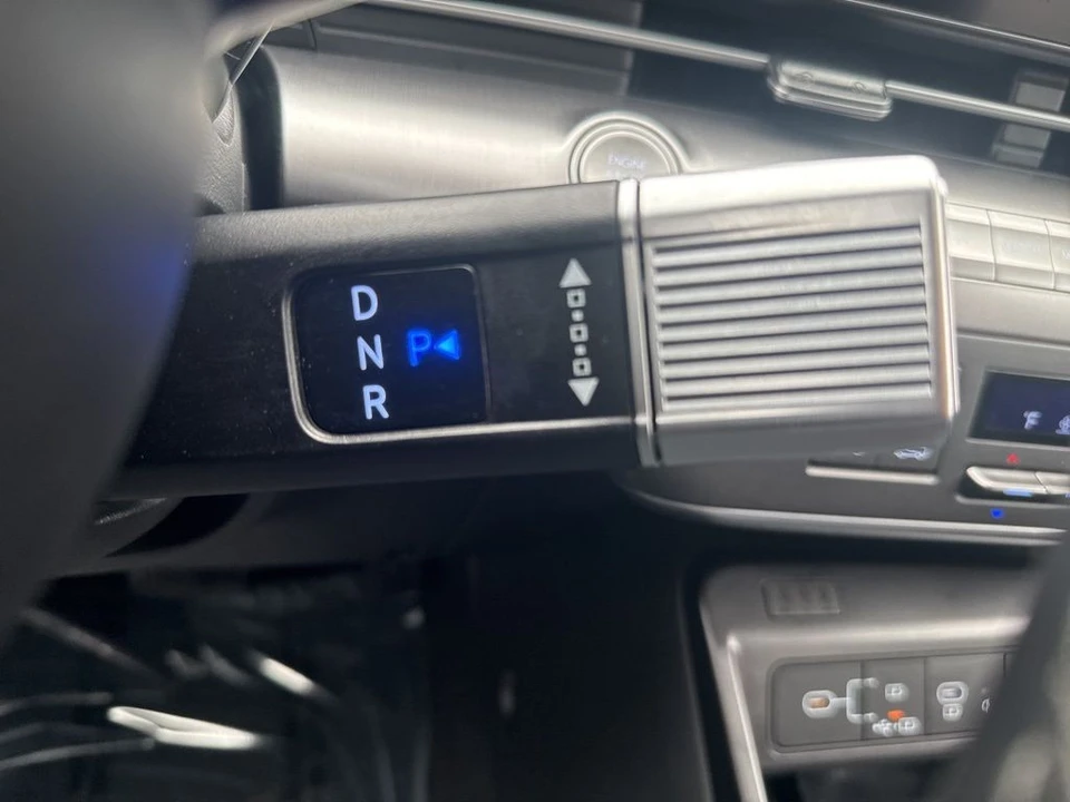 2024 Hyundai Kona - Image 19 of 21