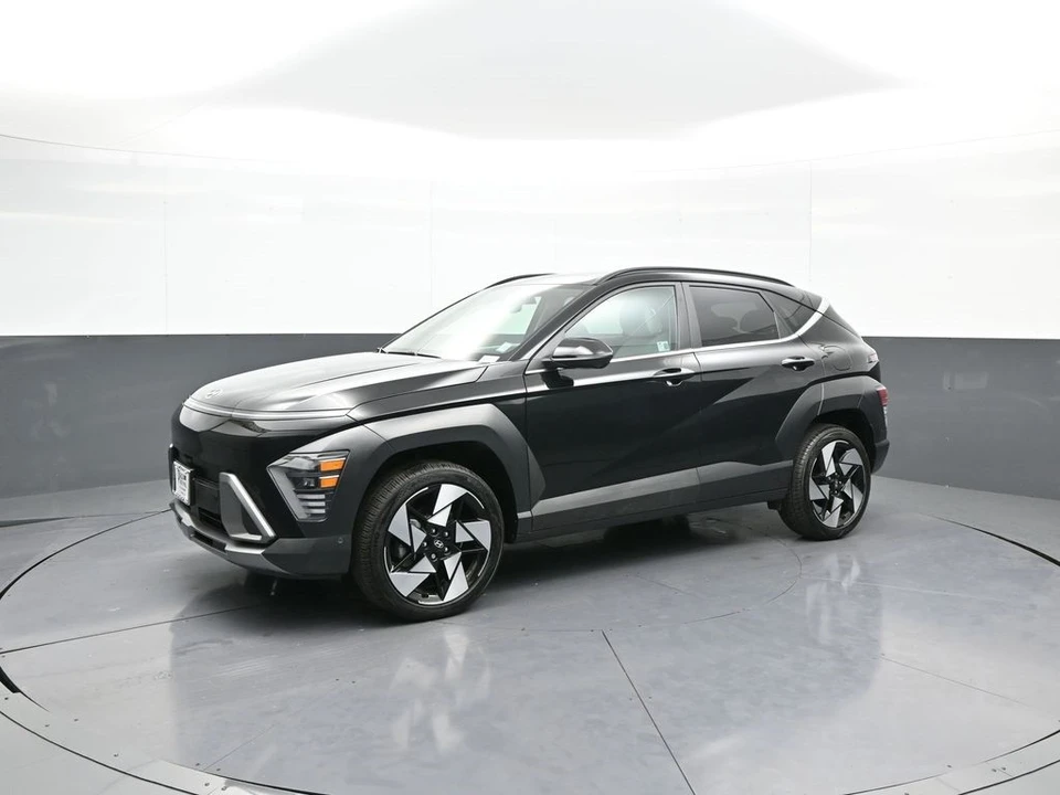 2024 Hyundai Kona - Image 10 of 12