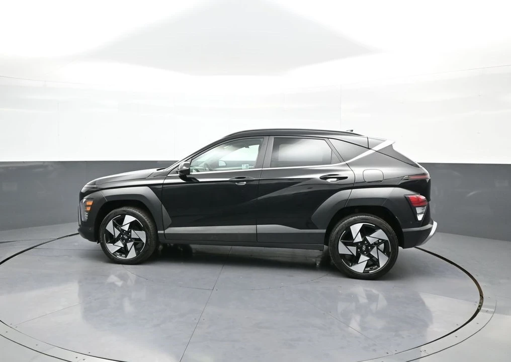 2024 Hyundai Kona - Image 9 of 12