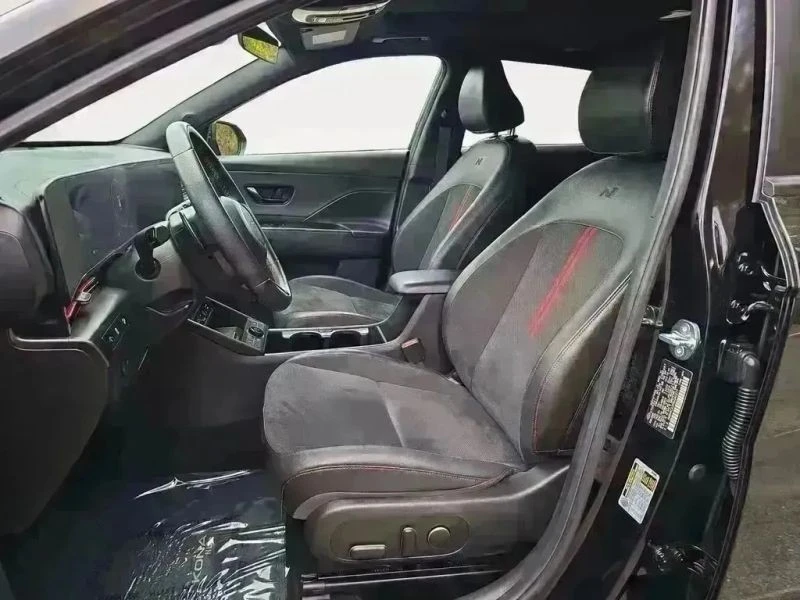 2024 Hyundai Kona - Image 9 of 12