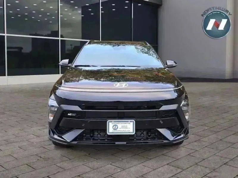 2024 Hyundai Kona - Image 8 of 12