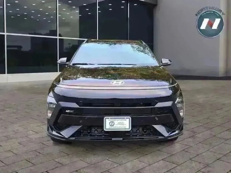 2024 Hyundai Kona - Image 8 of 12