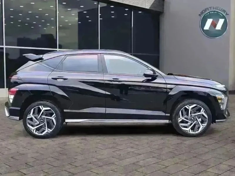 2024 Hyundai Kona - Image 6 of 12