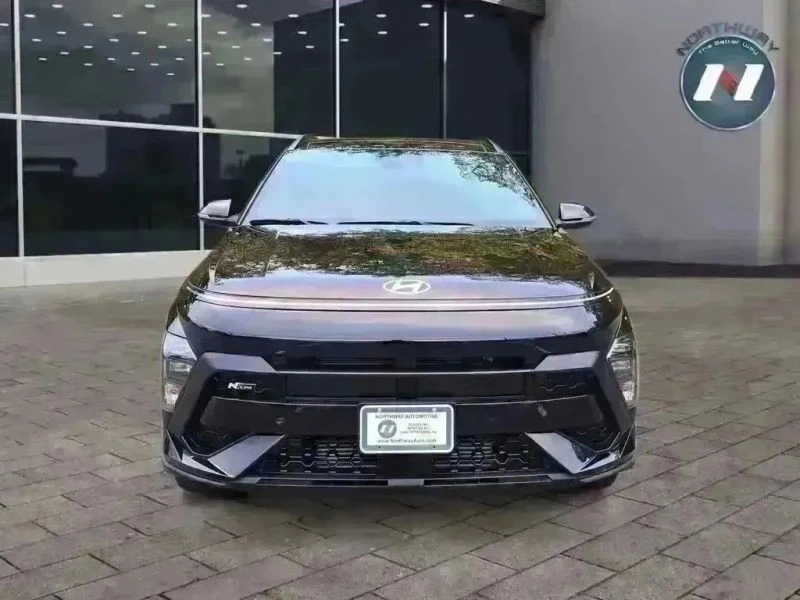 2024 Hyundai Kona - Image 8 of 12