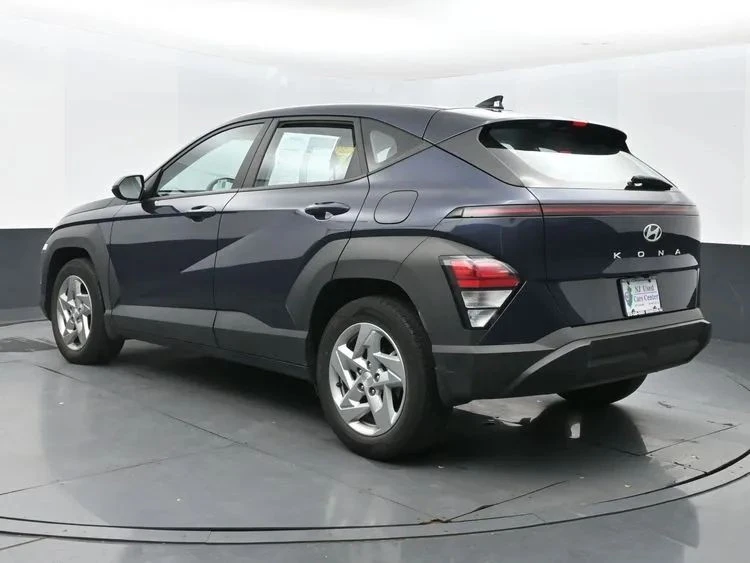 2024 Hyundai Kona - Image 9 of 12