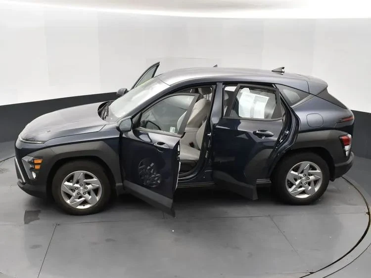 2024 Hyundai Kona - Image 7 of 12
