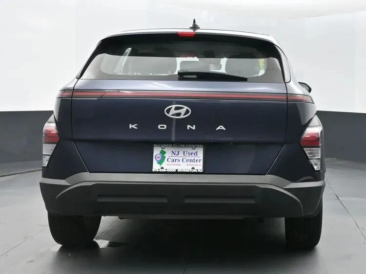 2024 Hyundai Kona - Image 8 of 12
