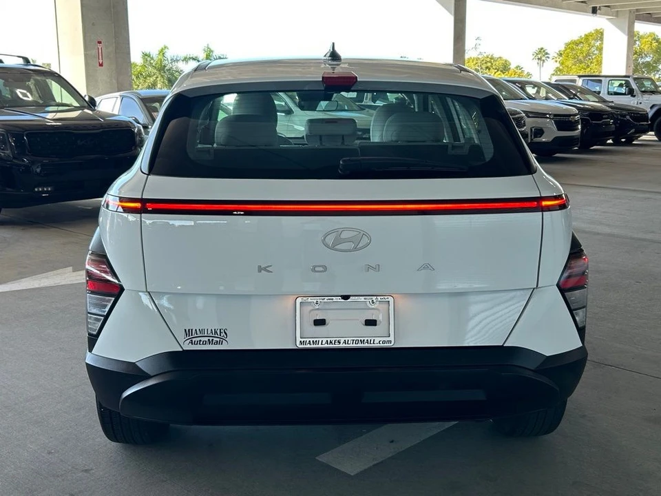 2024 Hyundai Kona - Image 6 of 12