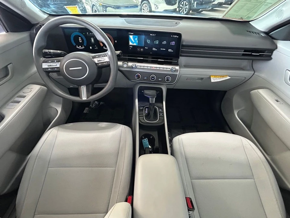 2024 Hyundai Kona - Image 10 of 12