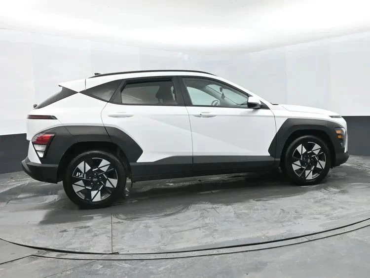 2024 Hyundai Kona - Image 4 of 12