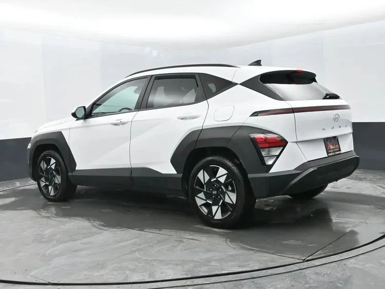 2024 Hyundai Kona - Image 9 of 12