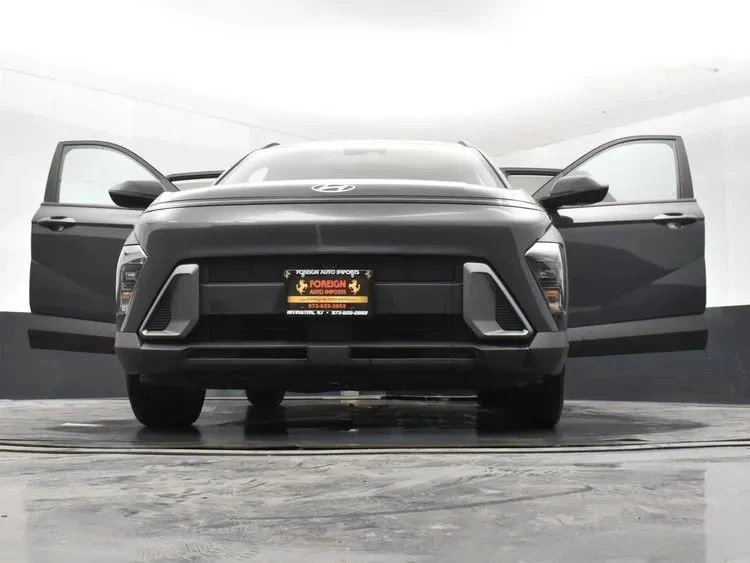 2024 Hyundai Kona - Image 11 of 12