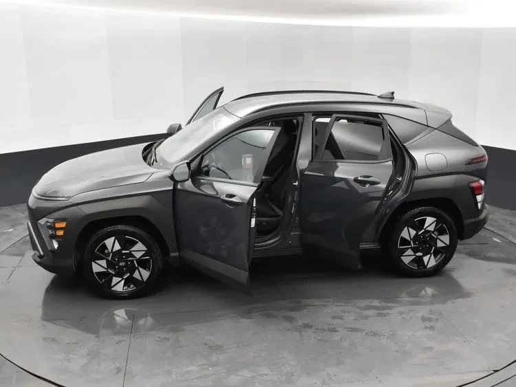 2024 Hyundai Kona - Image 7 of 12
