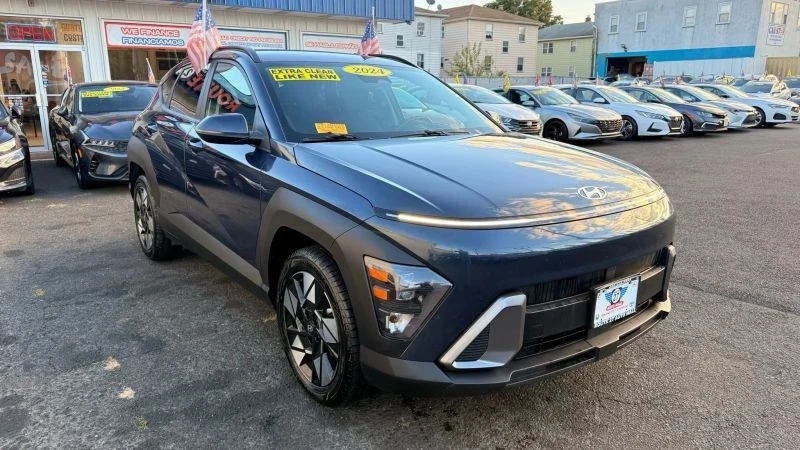 2024 Hyundai Kona - Image 2 of 12