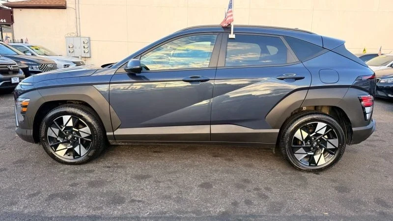 2024 Hyundai Kona - Image 10 of 12