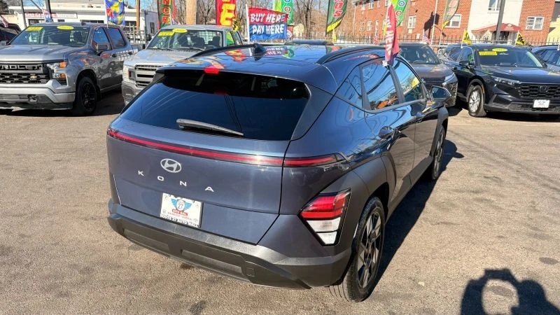 2024 Hyundai Kona - Image 8 of 12