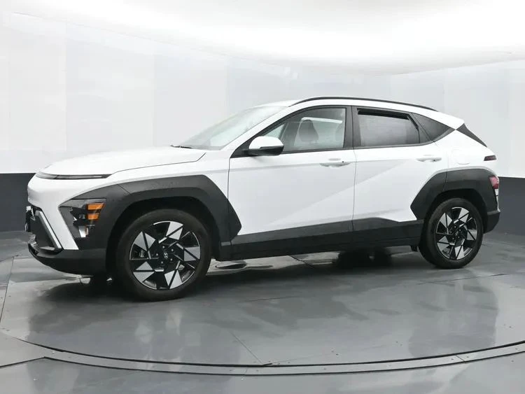 2024 Hyundai Kona - Image 5 of 12