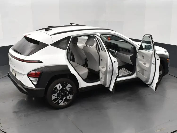 2024 Hyundai Kona - Image 6 of 12