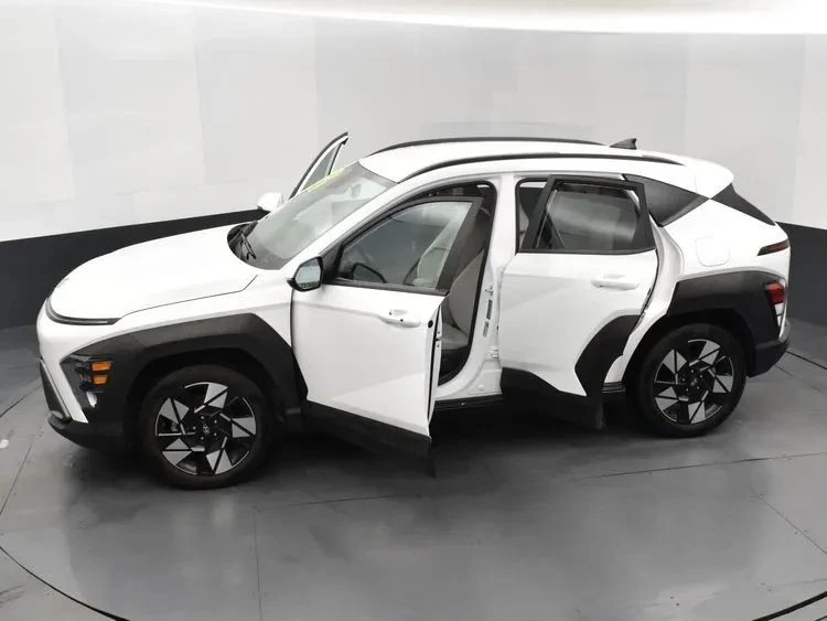 2024 Hyundai Kona - Image 7 of 12
