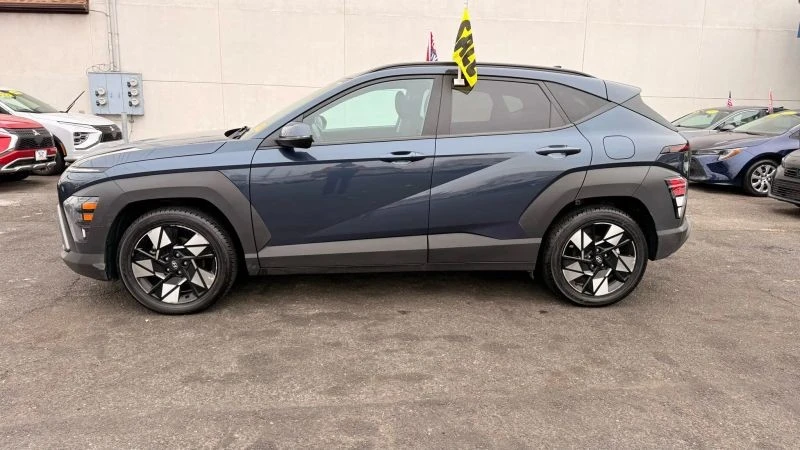 2024 Hyundai Kona - Image 10 of 12