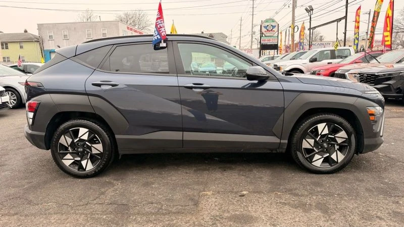 2024 Hyundai Kona - Image 11 of 12