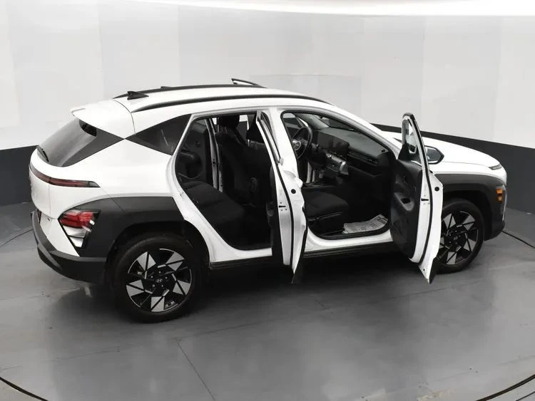2024 Hyundai Kona - Image 6 of 12