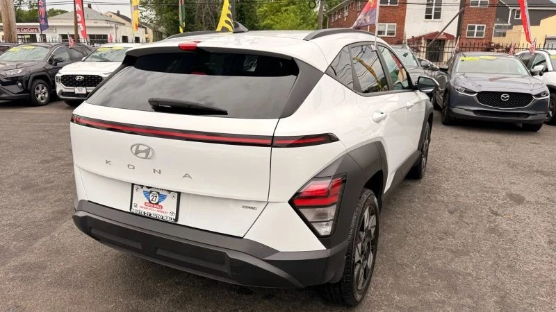 2024 Hyundai Kona - Image 7 of 12