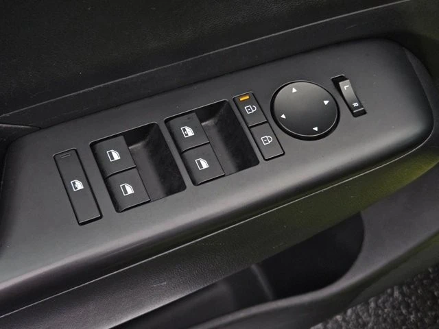 2024 Hyundai Kona - Image 10 of 12