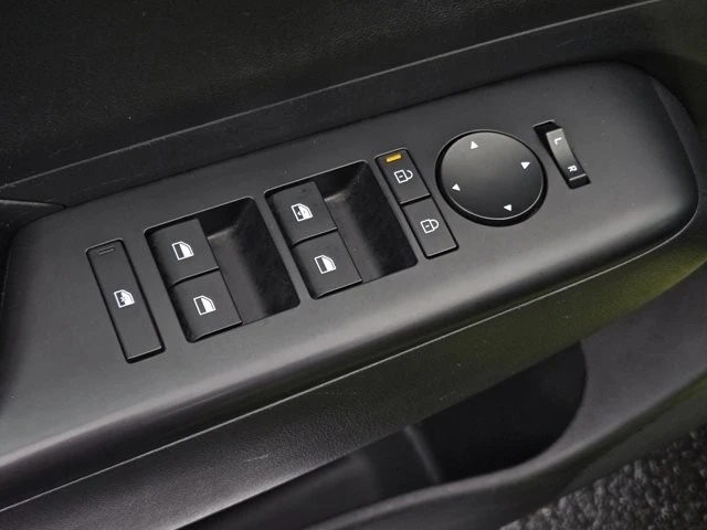 2024 Hyundai Kona - Image 10 of 12
