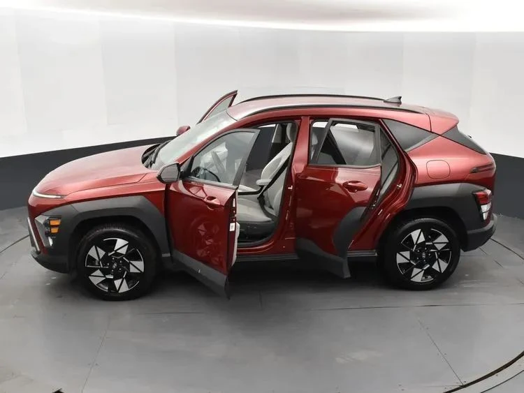 2024 Hyundai Kona - Image 7 of 12