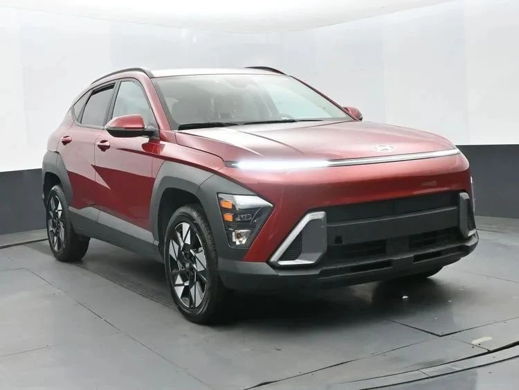 2024 Hyundai Kona - Image 2 of 12