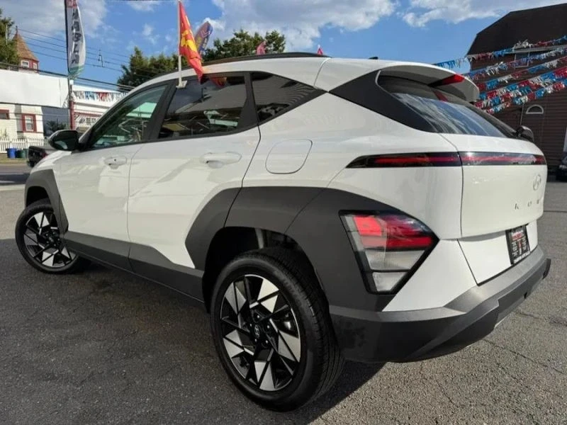 2024 Hyundai Kona - Image 3 of 12
