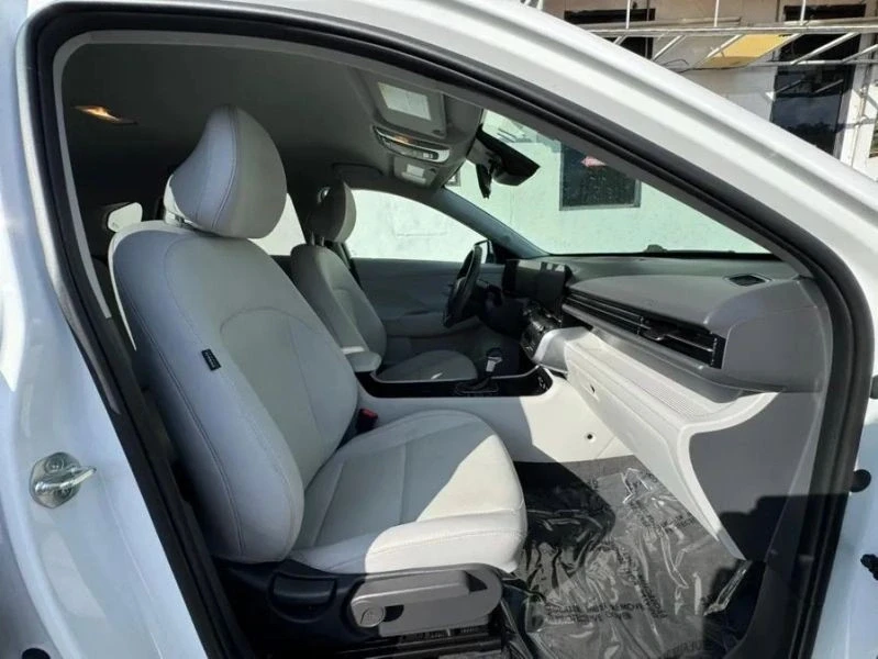 2024 Hyundai Kona - Image 10 of 12