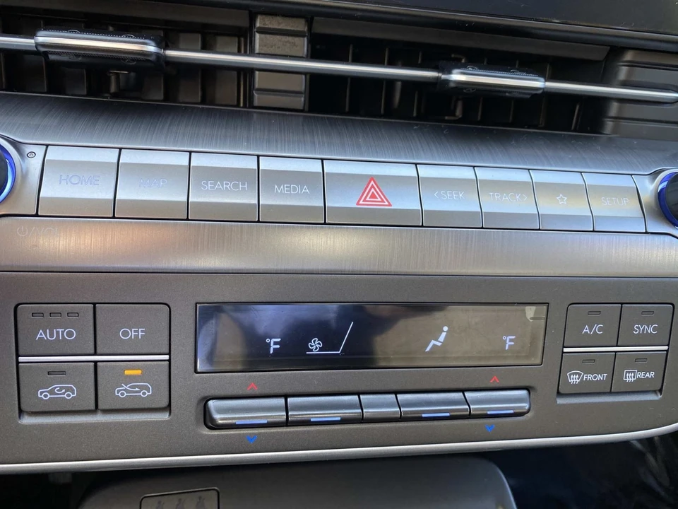 2024 Hyundai Kona - Image 17 of 21