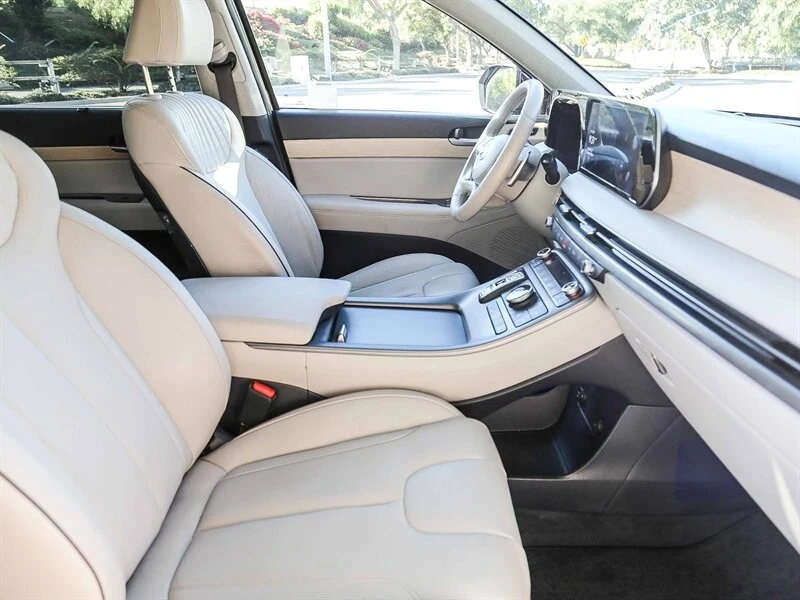 2024 Hyundai Palisade - Image 17 of 21