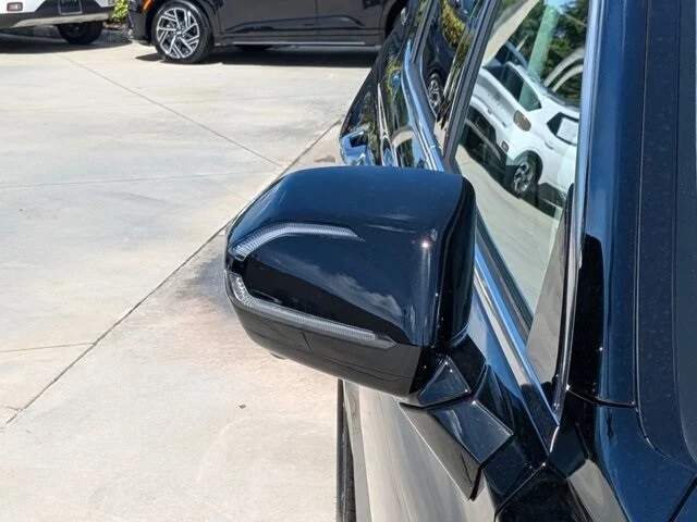 2024 Hyundai Palisade - Image 8 of 21