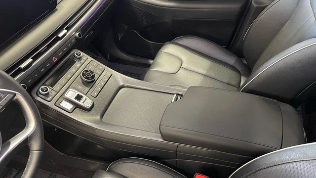 2024 Hyundai Palisade - Image 29 of 31
