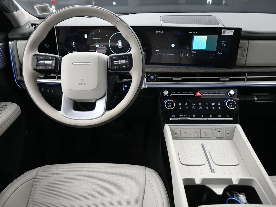 2024 Hyundai Santa Fe - Image 20 of 21