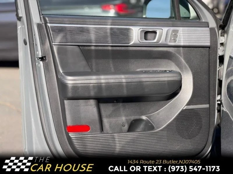 2024 Hyundai Santa Fe - Image 11 of 12