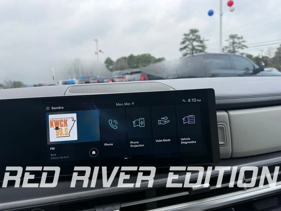 2024 Hyundai Santa Fe - Image 20 of 21