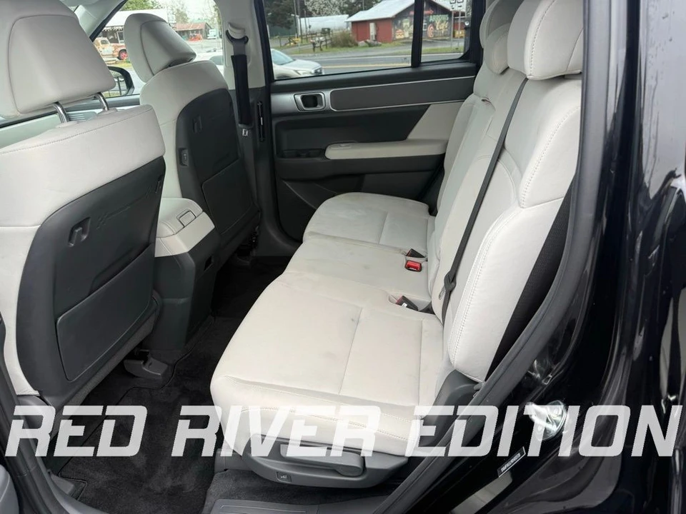 2024 Hyundai Santa Fe - Image 12 of 12