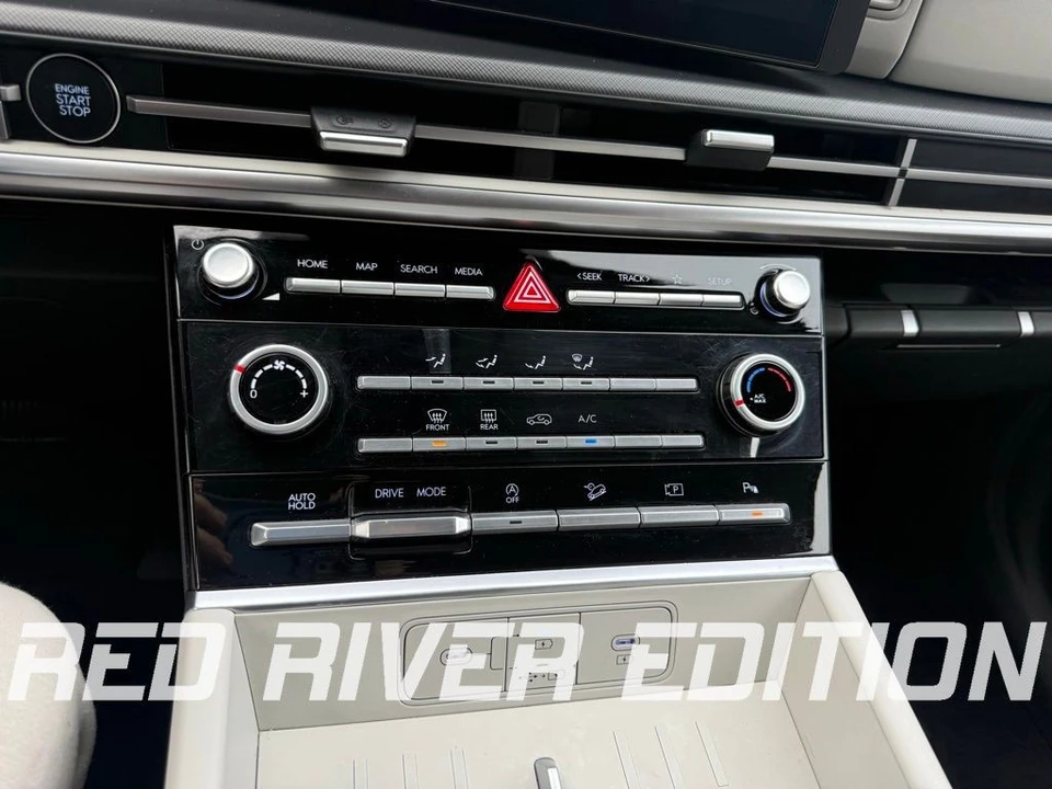 2024 Hyundai Santa Fe - Image 19 of 21