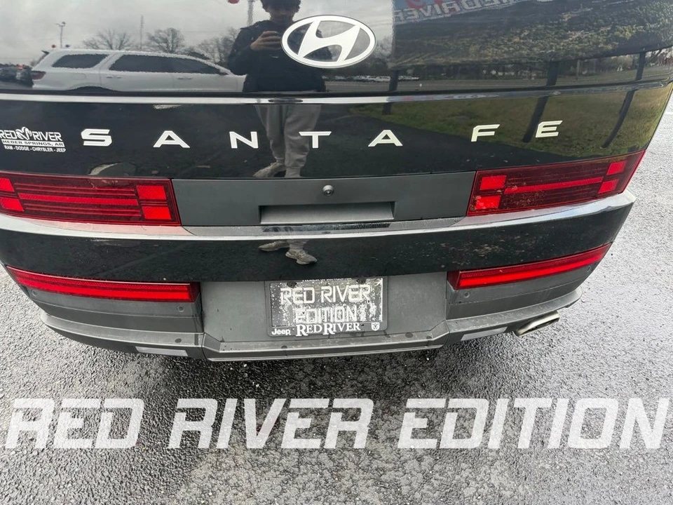 2024 Hyundai Santa Fe - Image 7 of 21