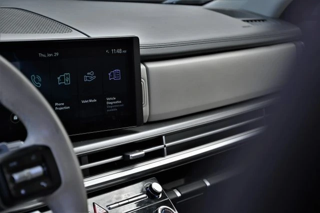 2024 Hyundai Santa Fe - Image 10 of 18