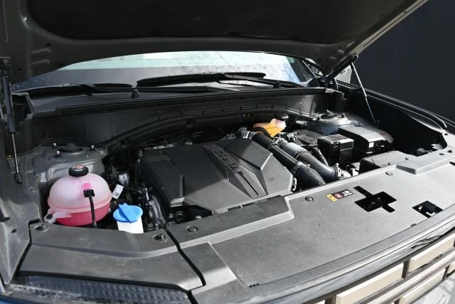 2024 Hyundai Santa Fe - Image 17 of 18