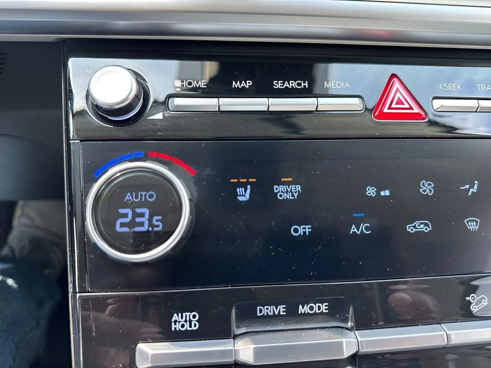 2024 Hyundai Santa Fe - Image 20 of 21