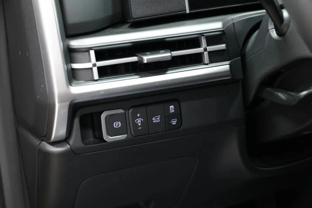 2024 Hyundai Santa Fe - Image 18 of 21